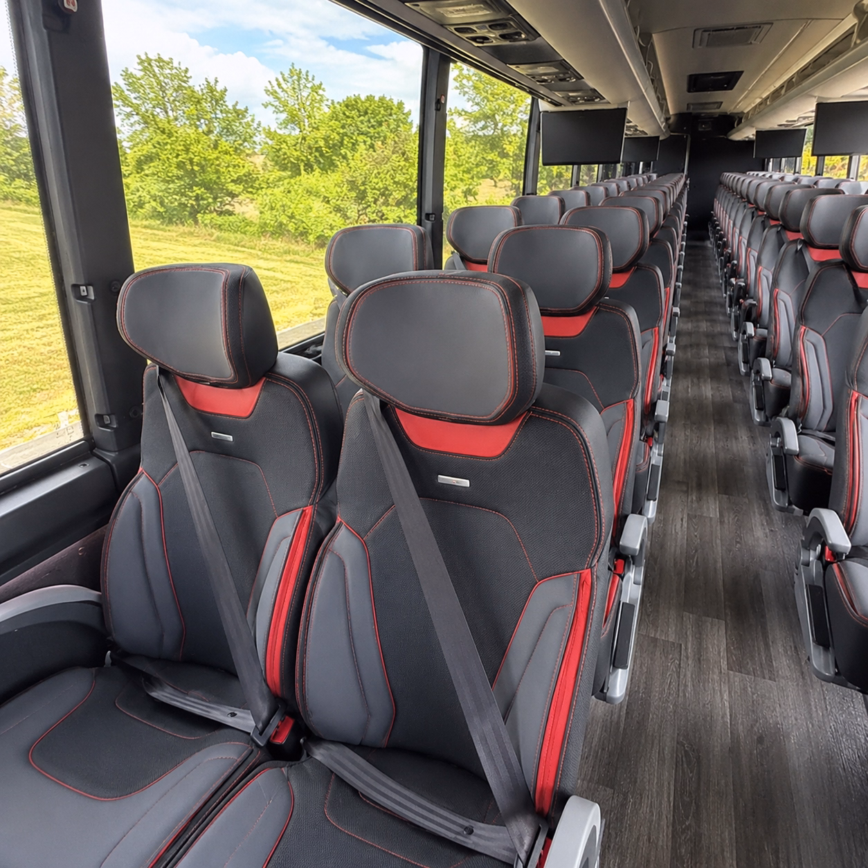 how the distance and duration of your trip affect charter bus rates in thousand oaks