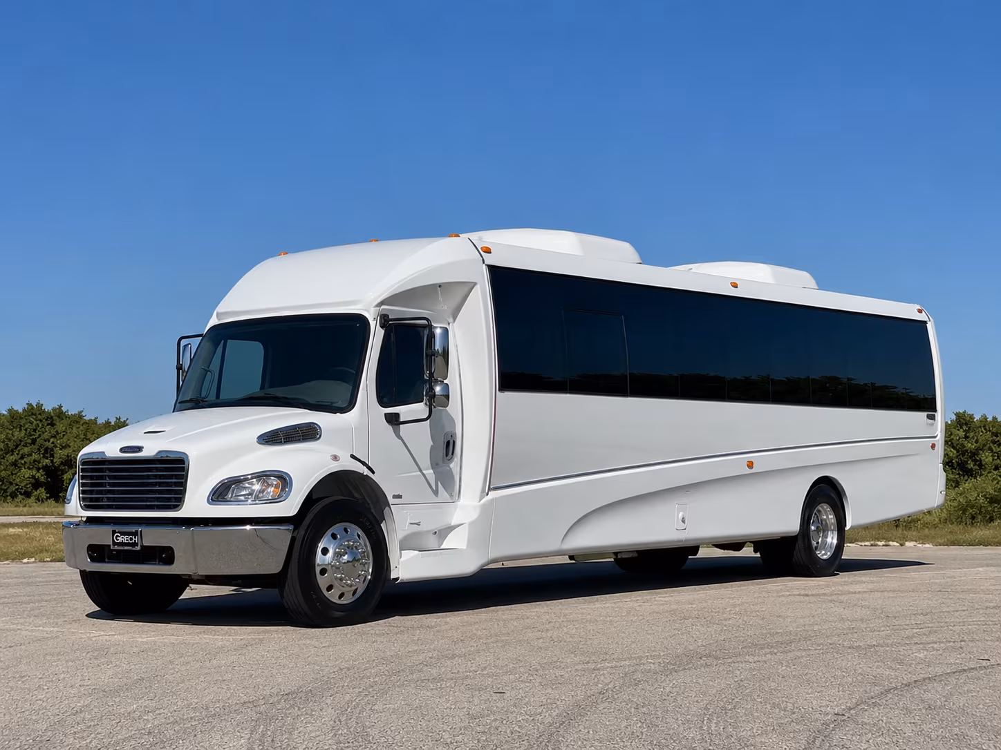 prom graduation party buses for thousand oaks high schools and california lutheran university