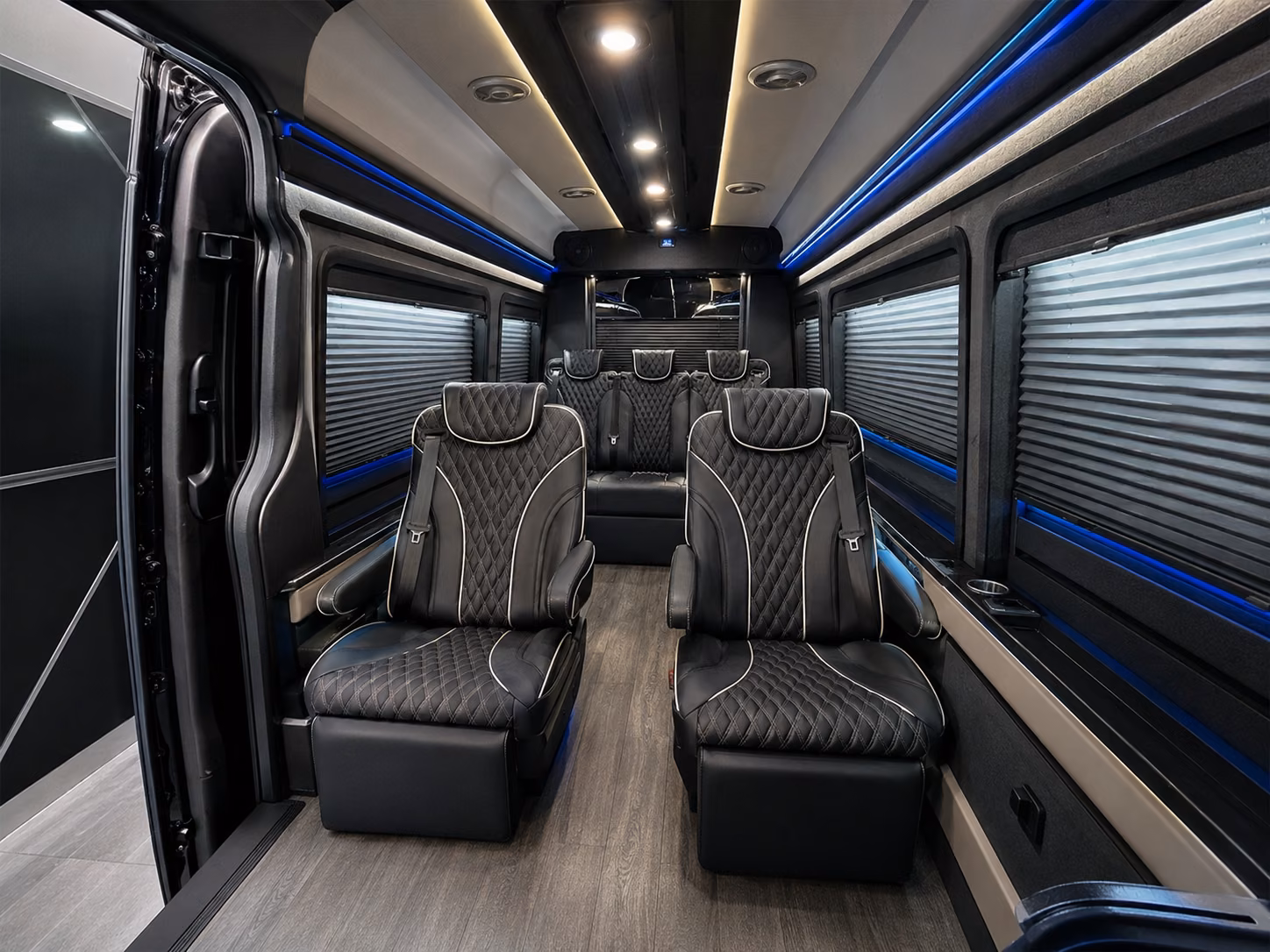 this is the easiest way to arrange corporate airport shuttles in thousand oaks