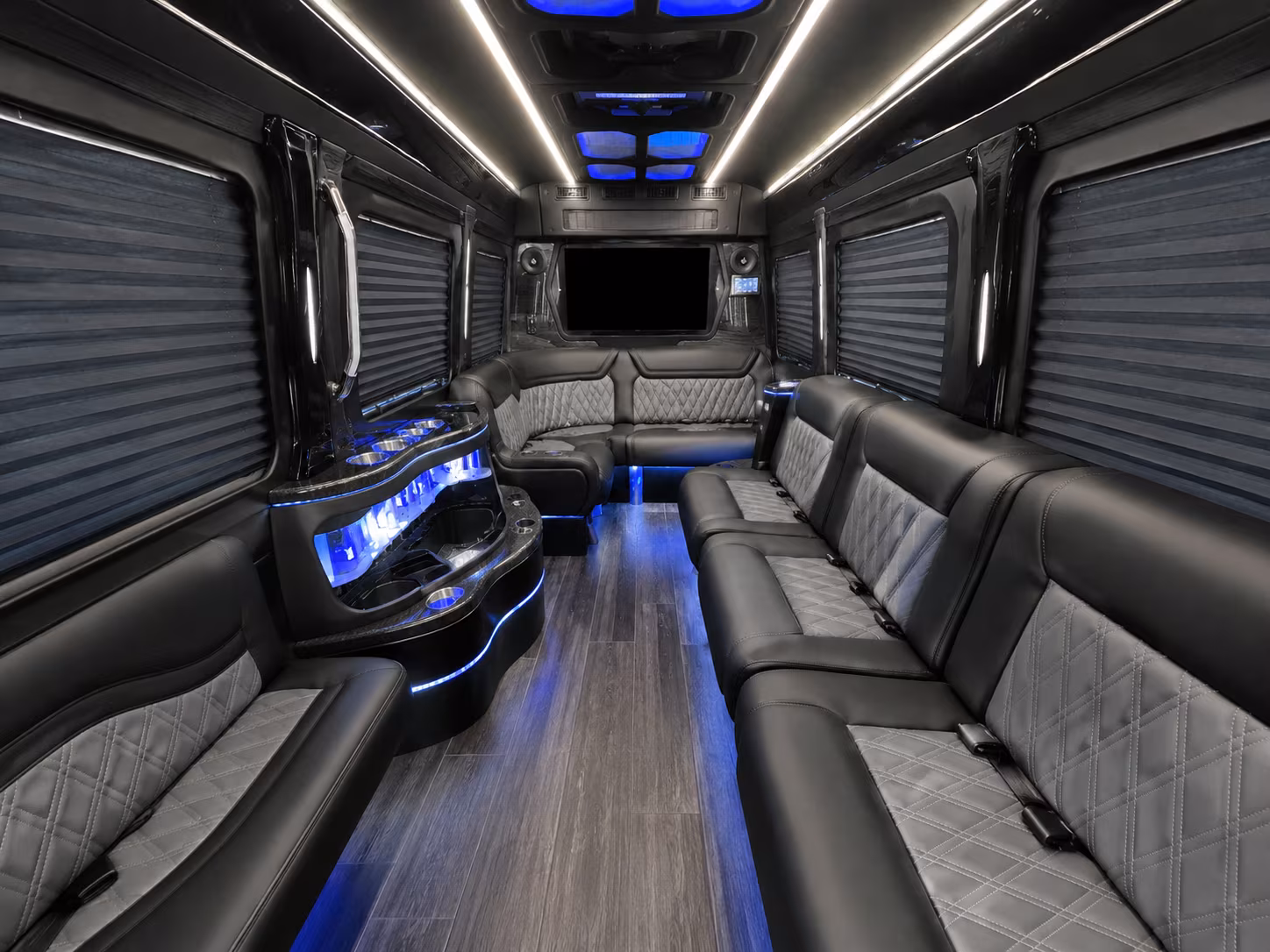 thousand oaks 28 passenger party bus