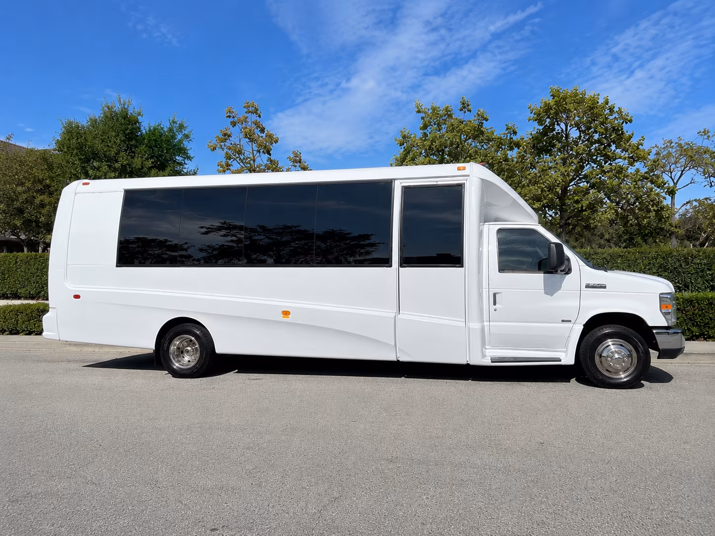 thousand oaks religious group transportation onboard seating